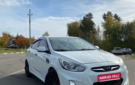 Hyundai Solaris II рестайлинг, 2014 год, 650 000 рублей, 3 фотография