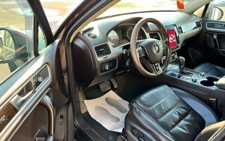 Volkswagen Touareg III, 2012 год, 2 449 900 рублей, 10 фотография