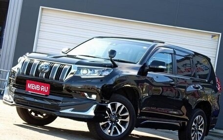 Toyota Land Cruiser Prado 150 рестайлинг 2, 2021 год, 3 800 000 рублей, 2 фотография