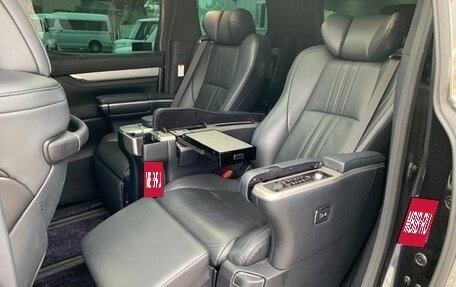 Toyota Alphard III, 2022 год, 3 790 000 рублей, 15 фотография