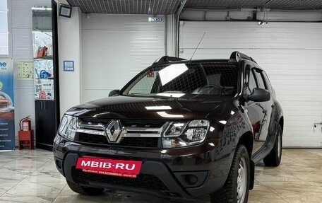 Renault Duster I рестайлинг, 2018 год, 1 399 000 рублей, 2 фотография