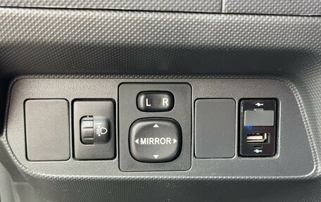 Toyota Auris II, 2007 год, 639 000 рублей, 16 фотография