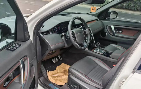 Land Rover Discovery Sport I рестайлинг, 2021 год, 2 800 000 рублей, 6 фотография