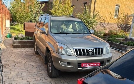 Toyota Land Cruiser Prado 120 рестайлинг, 2004 год, 2 000 000 рублей, 1 фотография