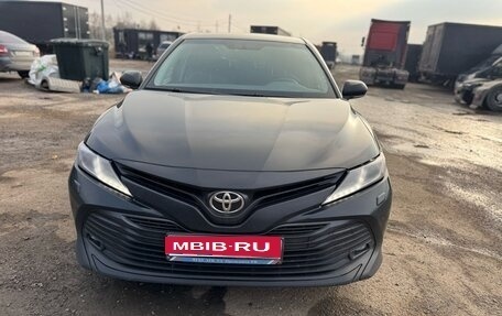 Toyota Camry, 2020 год, 2 500 000 рублей, 1 фотография