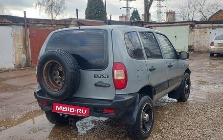 Chevrolet Niva I рестайлинг, 2004 год, 450 000 рублей, 3 фотография