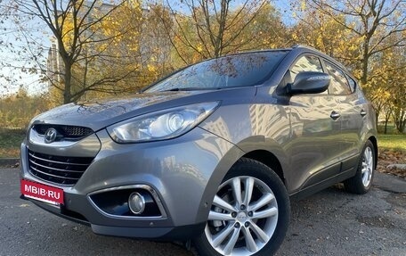 Hyundai ix35 I рестайлинг, 2011 год, 1 300 000 рублей, 2 фотография