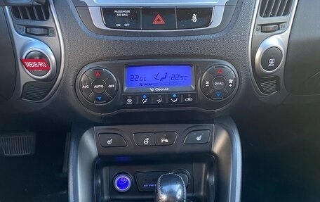 Hyundai ix35 I рестайлинг, 2011 год, 1 300 000 рублей, 9 фотография