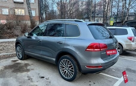 Volkswagen Touareg III, 2011 год, 2 300 000 рублей, 6 фотография