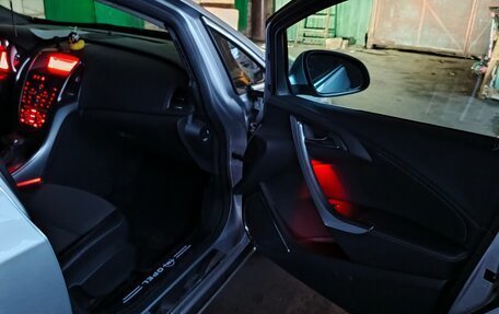 Opel Astra J, 2012 год, 1 130 000 рублей, 2 фотография
