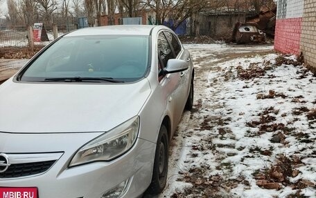 Opel Astra J, 2012 год, 1 130 000 рублей, 3 фотография