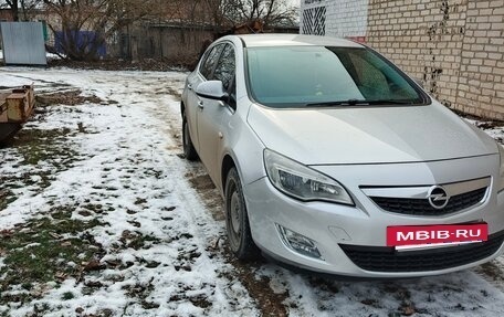 Opel Astra J, 2012 год, 1 130 000 рублей, 5 фотография