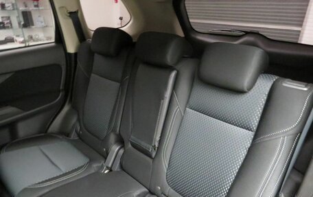 Mitsubishi Outlander III рестайлинг 3, 2021 год, 1 995 000 рублей, 16 фотография