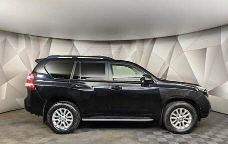 Toyota Land Cruiser Prado 150 рестайлинг 2, 2016 год, 3 797 000 рублей, 6 фотография