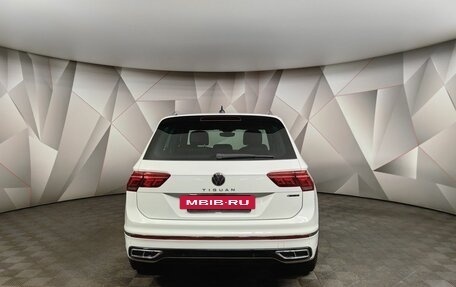 Volkswagen Tiguan II, 2021 год, 4 095 700 рублей, 7 фотография