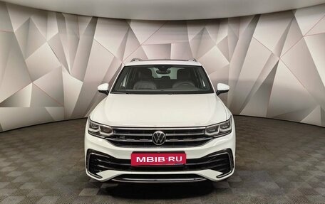 Volkswagen Tiguan II, 2021 год, 4 095 700 рублей, 6 фотография