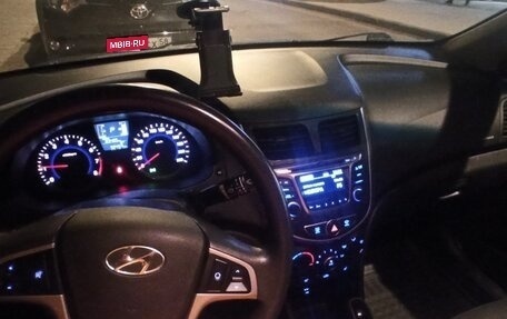 Hyundai Solaris II рестайлинг, 2014 год, 1 047 000 рублей, 10 фотография