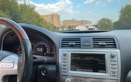 Toyota Camry, 2010 год, 1 350 000 рублей, 31 фотография