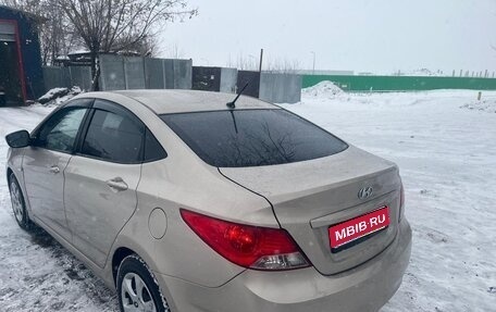 Hyundai Solaris II рестайлинг, 2014 год, 700 000 рублей, 1 фотография