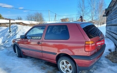 Volkswagen Golf III, 1994 год, 282 000 рублей, 2 фотография