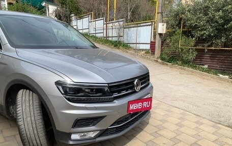 Volkswagen Tiguan II, 2017 год, 2 300 000 рублей, 3 фотография