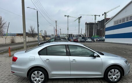 Volkswagen Jetta VI, 2013 год, 1 085 000 рублей, 3 фотография