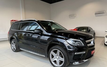 Mercedes-Benz GL-Класс, 2015 год, 3 500 000 рублей, 3 фотография