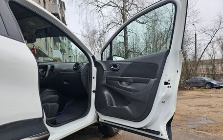 Renault Kaptur I рестайлинг, 2019 год, 1 200 000 рублей, 4 фотография