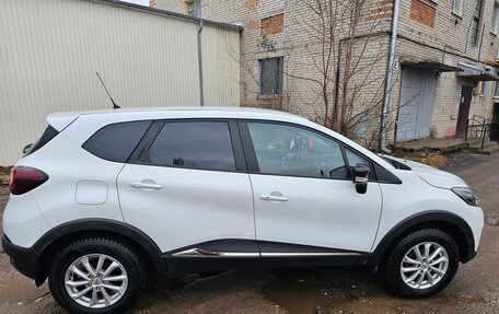 Renault Kaptur I рестайлинг, 2019 год, 1 200 000 рублей, 5 фотография