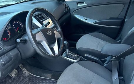 Hyundai Solaris II рестайлинг, 2011 год, 670 000 рублей, 8 фотография