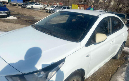 Hyundai Solaris II рестайлинг, 2018 год, 667 080 рублей, 2 фотография