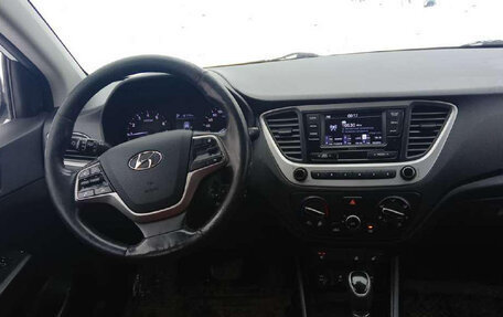 Hyundai Solaris II рестайлинг, 2018 год, 667 080 рублей, 12 фотография