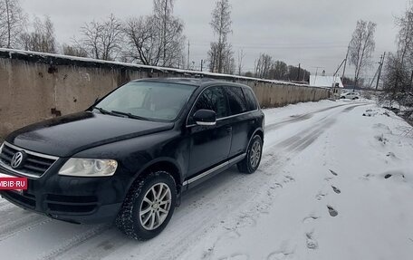 Volkswagen Touareg III, 2005 год, 450 000 рублей, 2 фотография