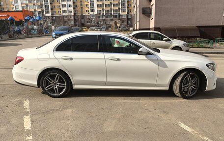 Mercedes-Benz E-Класс, 2018 год, 2 800 000 рублей, 8 фотография