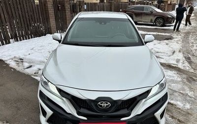 Toyota Camry, 2021 год, 3 750 000 рублей, 1 фотография