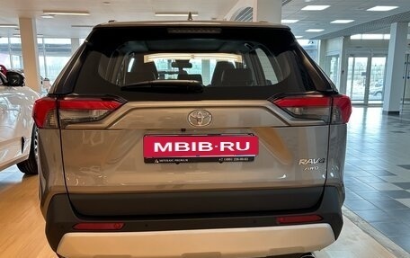 Toyota RAV4, 2024 год, 4 669 000 рублей, 9 фотография