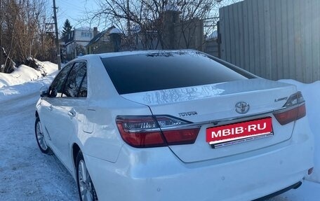 Toyota Camry, 2015 год, 2 550 000 рублей, 2 фотография