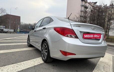 Hyundai Solaris II рестайлинг, 2015 год, 1 070 000 рублей, 4 фотография