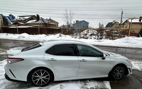 Toyota Camry, 2021 год, 3 750 000 рублей, 9 фотография