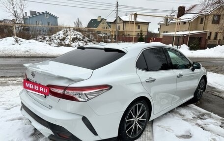 Toyota Camry, 2021 год, 3 750 000 рублей, 8 фотография