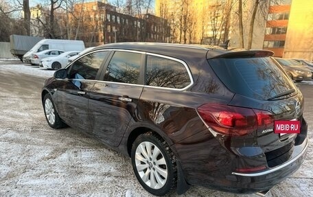 Opel Astra J, 2012 год, 800 000 рублей, 6 фотография