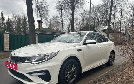 KIA Optima IV, 2019 год, 1 350 000 рублей, 8 фотография