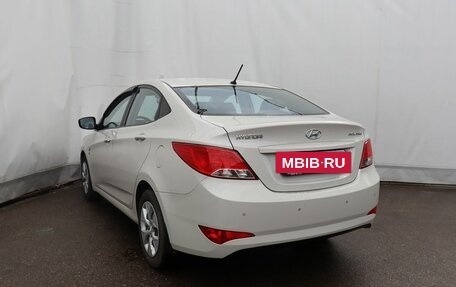 Hyundai Solaris II рестайлинг, 2015 год, 1 219 000 рублей, 6 фотография