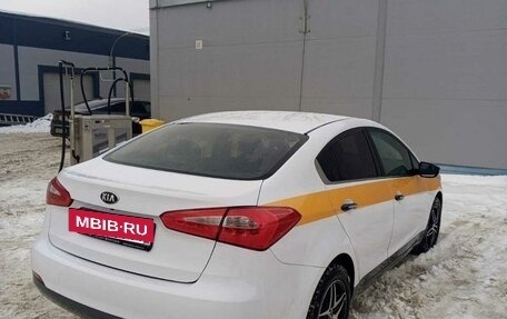 KIA Cerato III, 2016 год, 700 000 рублей, 2 фотография