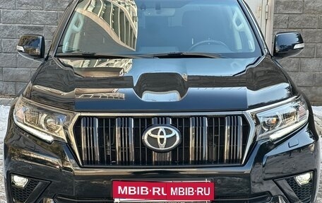 Toyota Land Cruiser Prado 150 рестайлинг 2, 2020 год, 6 850 000 рублей, 8 фотография