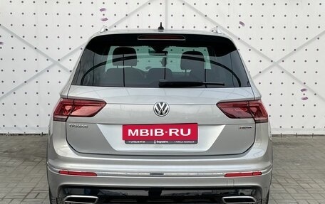 Volkswagen Tiguan II, 2019 год, 3 190 000 рублей, 6 фотография