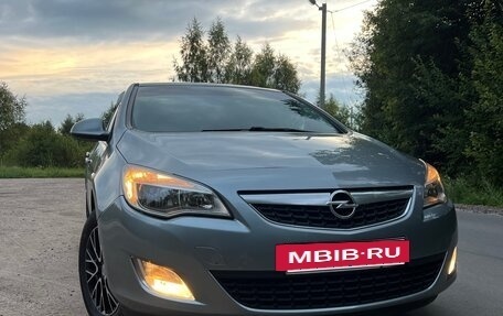 Opel Astra J, 2010 год, 830 000 рублей, 6 фотография