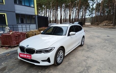 BMW 3 серия, 2020 год, 3 500 000 рублей, 9 фотография