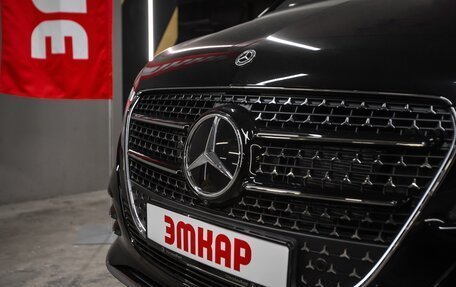 Mercedes-Benz V-Класс, 2024 год, 18 000 000 рублей, 4 фотография