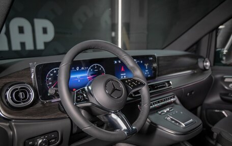 Mercedes-Benz V-Класс, 2024 год, 18 000 000 рублей, 17 фотография